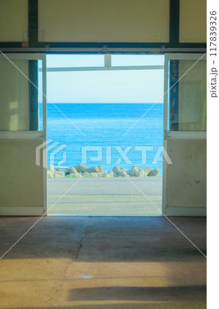 【海の見える駅】有間川駅【上越市】 117839326