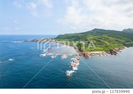 Aerial view of the Cape Santiago, the eastmost point of island of taiwan in new taipei city. 117839940