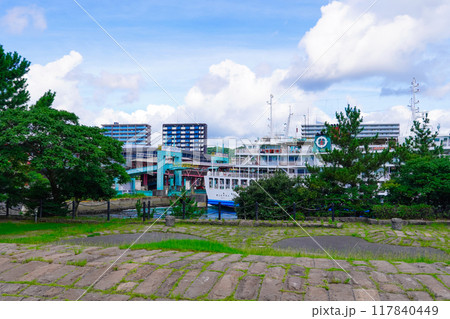 鹿児島港 桜島フェリーターミナル（鹿児島県鹿児島市） 117840449