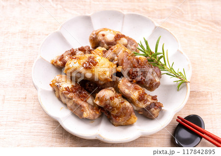 豚バラ軟骨の醤油麹オーブン焼き 117842895