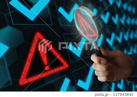 コンピューターのネットワークシステムの問題を特定するシステムエンジニア。三角形の中にエクスクラメーシ 117843692