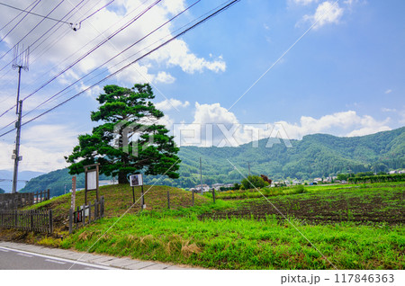 平出一里塚【塩尻市】 117846363