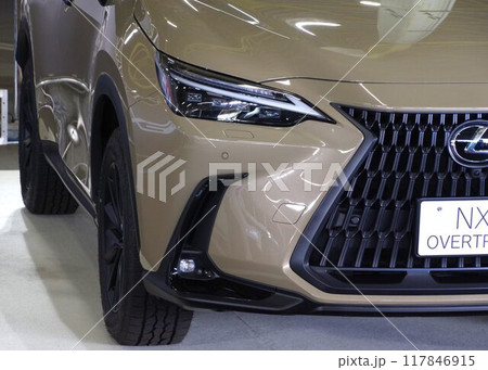 自動車イメージ 2代目レクサスNXのフロントマスク 自動車イメージ 2代目レクサスNXのフロントマスク 117846915