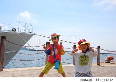 海と子供 海と子供 117854832