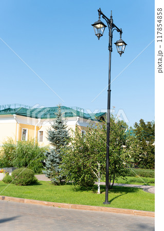 lamp light street streetlight urban electricity illumination sky lamppost lantern metal outdoor city 117854858