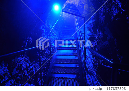 白滝公園の鍾乳洞 117857898