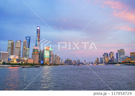 上海の風景 117858729