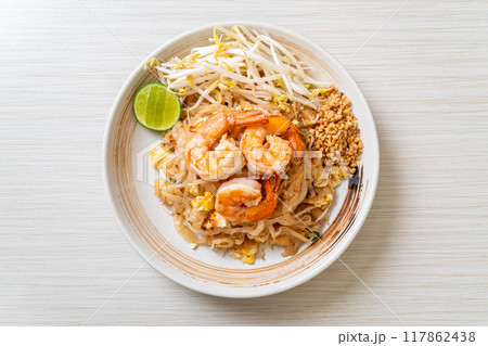 stir-fried noodles with shrimp and sprouts or Pad Thai stir-fried noodles with shrimp and sprouts or Pad Thai 117862438