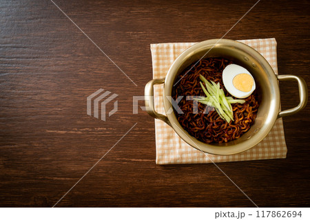 Korean Instant Noodle with Black Bean Sauce (Jajangmyeon or JJajangmyeon) Korean Instant Noodle with Black Bean Sauce (Jajangmyeon or JJajangmyeon) 117862694