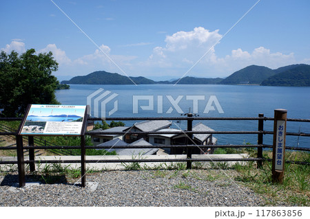 琵琶湖・沖島　おきしま展望台からの眺望 117863856