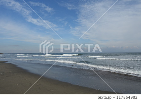 晴れた日の釣ヶ崎海岸の風景 晴れた日の釣ヶ崎海岸の風景 117864982