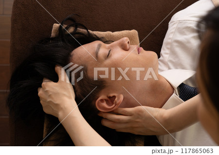 メンズエステ　ドライヘッドスパの施術 117865063