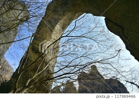 妙第山第一石門と岩峰群 117869466