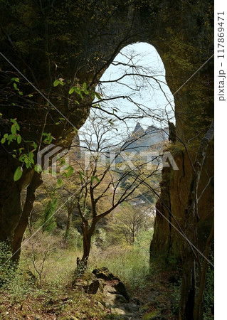 妙第山第一石門に金鶏山筆頭岩 117869471