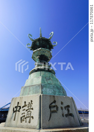 金毘羅参りの為に寄贈された太助灯籠こと江戸講中燈籠（香川県丸亀市） 117870861