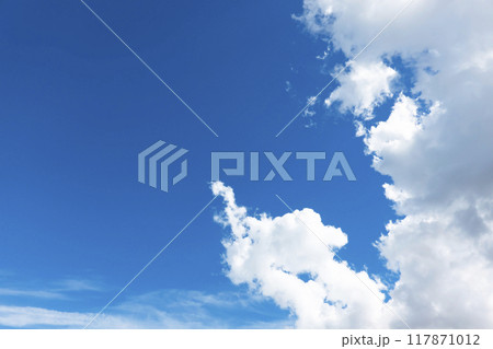 夏の青空と雲 夏の青空と雲 117871012