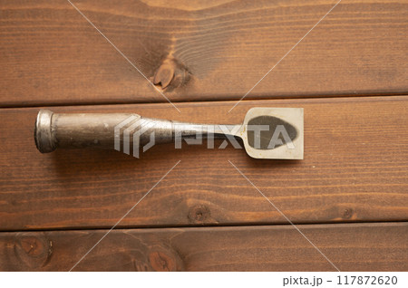 使い込まれた追込鑿一寸4分 117872620