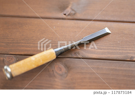 使い込まれた6分追込鑿 117873184