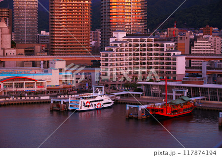 神戸ハーバーランドの夜明け 神戸ハーバーランドの夜明け 117874194