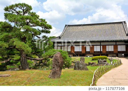 日本100名城・二条城　二の丸庭園 117877106