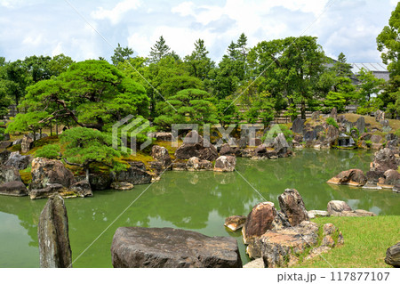 日本100名城・二条城　二の丸庭園 117877107