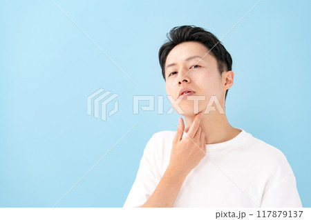 メンズビューティー　ミドル男性 117879137