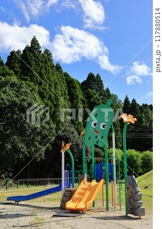薩摩川内市総合運動公園　わんぱく広場のコンビネーション遊具 117880514