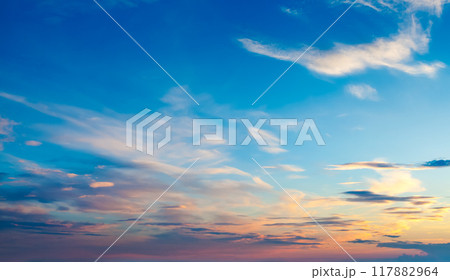 Sunset sky background 117882964