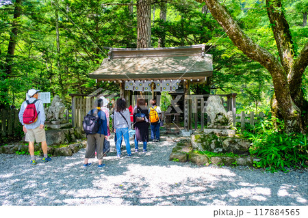 上高地の穂高神社奥宮 上高地の穂高神社奥宮 117884565