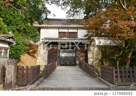 飫肥城の大手門 117886093