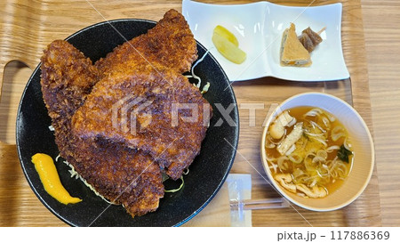 ソースカツ丼定食 117886369