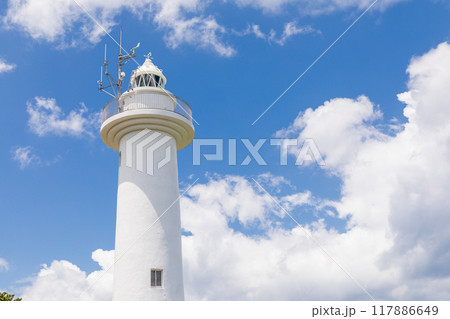 「青森県」夏空と白い灯台　八戸市 117886649