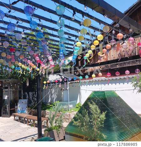 黒壁スクエア「黒壁ガラス館」のガラスの風鈴 117886985