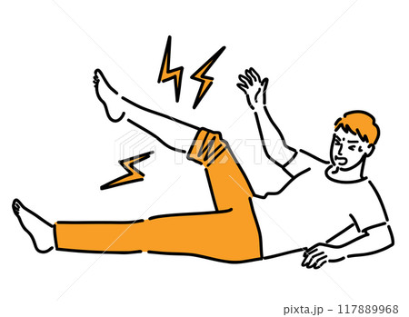 熱中症でこむら返りと筋肉痛を起こしている男性 117889968