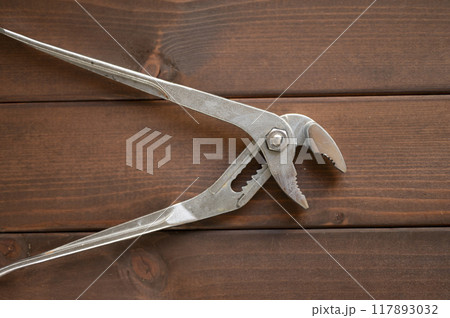 ウオーターポンププライヤー 117893032