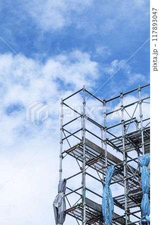 足場　青空 117893047