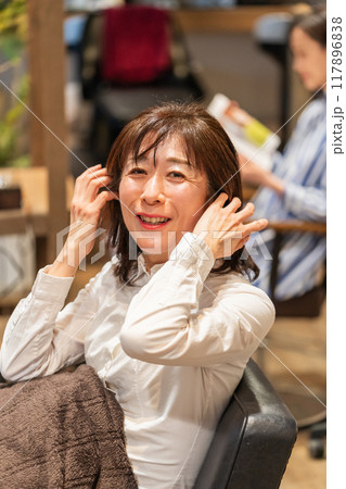 beauty parlor beauty parlor 117896838