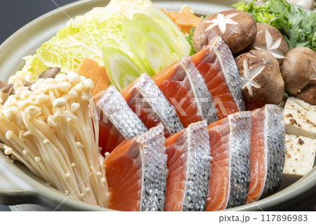 美味しい鍋料理 117896983