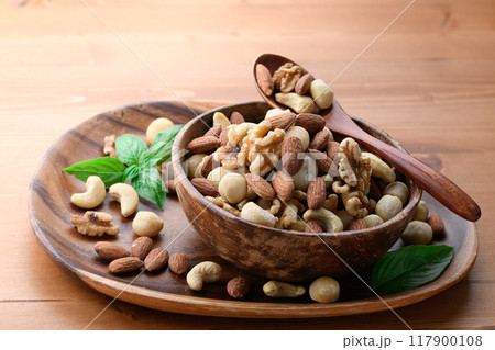 栄養満点!ミックスナッツ ( アーモンド カシューナッツ マカダミアナッツ くるみ ) 栄養満点!ミックスナッツ ( アーモンド カシューナッツ マカダミアナッツ くるみ ) 117900108