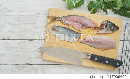 真アジの3枚おろし イメージ 真アジの3枚おろし イメージ 117906463