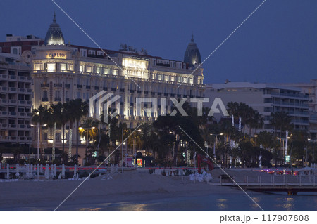 The InterContinental Carlton Cannes at dusk 117907808