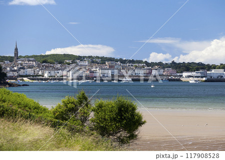 The cityscape of Douarnenez The cityscape of Douarnenez 117908528