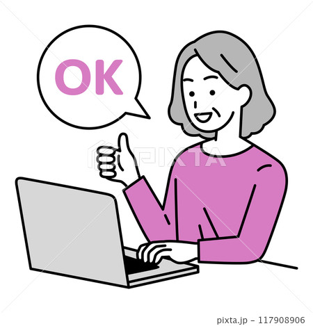 OKサインをするノートパソコンで仕事をしている年配の女性 OKサインをするノートパソコンで仕事をしている年配の女性 117908906
