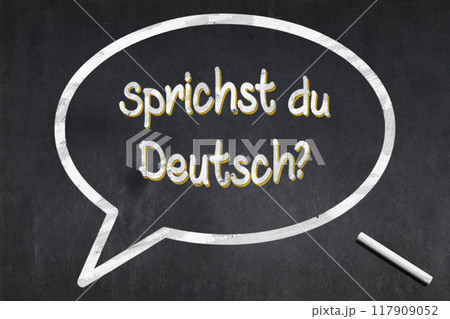Do you speak German - Bubble speech drawn on a blackboard 117909052