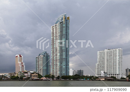 Chao Phraya river in Bangkok 117909090