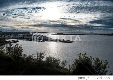 Ruin Of Castle Moil In The Harbor Of Village Kyleakin At The Atlantic Coast Of The Isle Of Skye In Scotland, UK 117910009