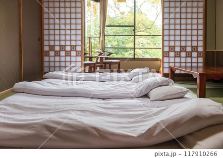 Japanese tatami floor bed with beautiful garden view, Yanagawa Japanese tatami floor bed with beautiful garden view, Yanagawa 117910266