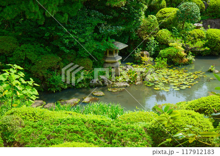 本間家・別邸 清遠閣より庭園を望む 本間美術館 本間家・別邸 清遠閣より庭園を望む 本間美術館 117912183