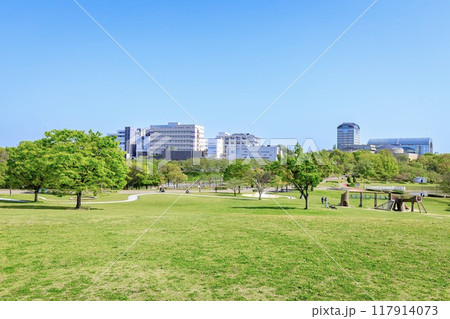 大府市、あいち健康の森公園とあいち健康プラザの遠景 117914073