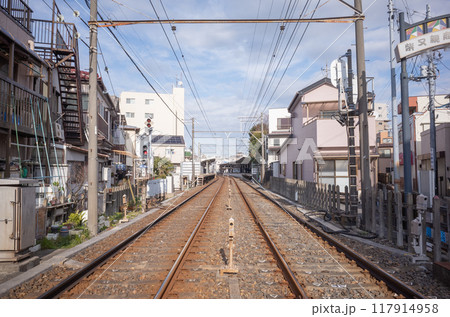 【日本】東京葛飾区柴又の金町線の線路 【日本】東京葛飾区柴又の金町線の線路 117914958